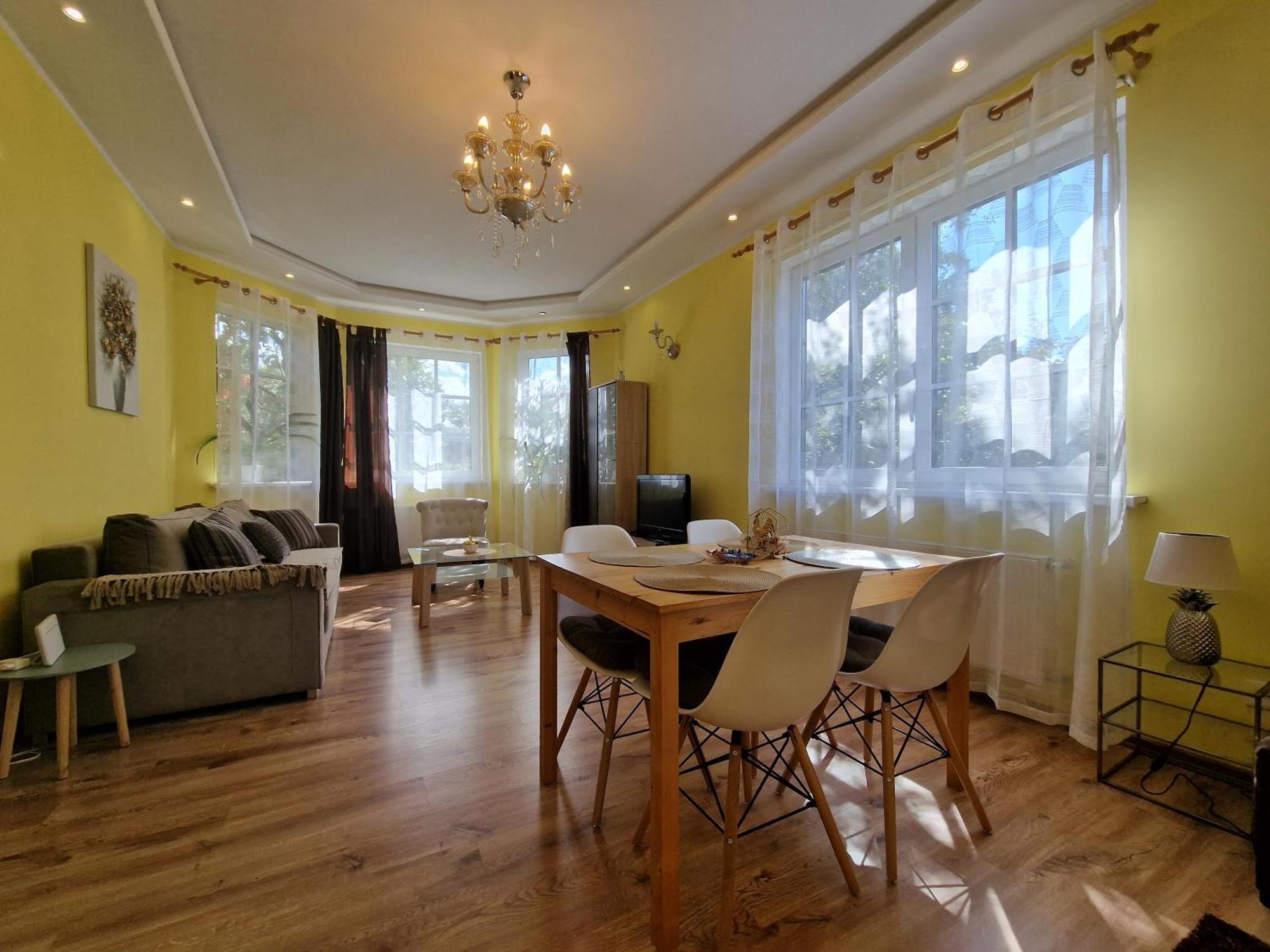 Boutigue City House With Terrace And Garden Free Parking Riga Exterior photo