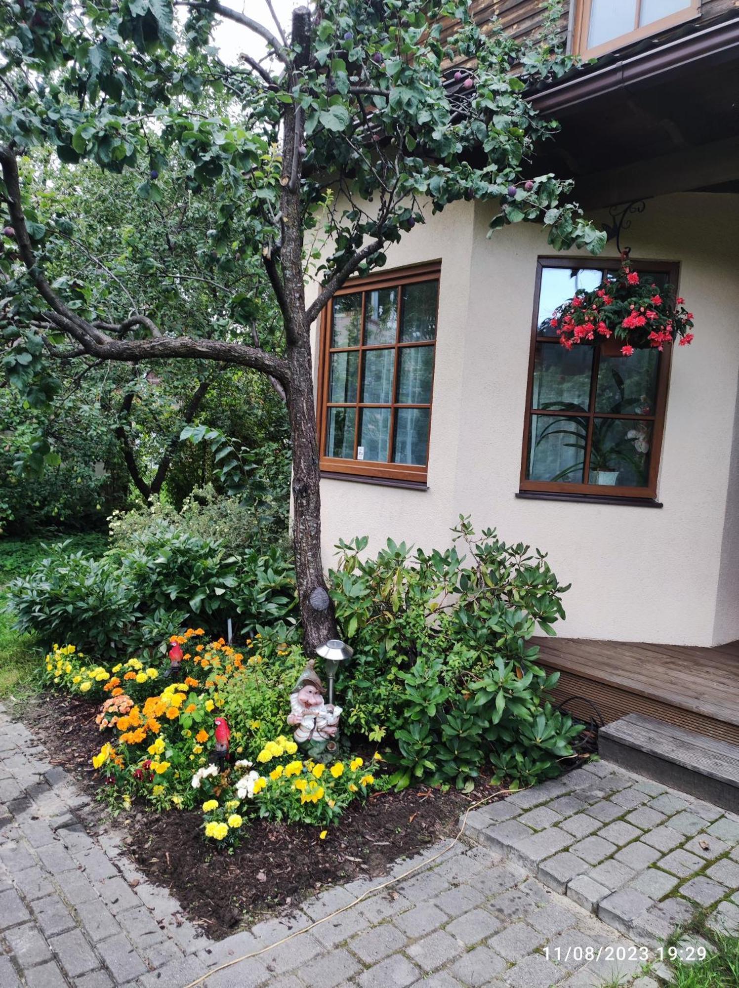 Boutigue City House With Terrace And Garden Free Parking Riga Exterior photo